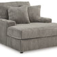 Lindyn Chaise